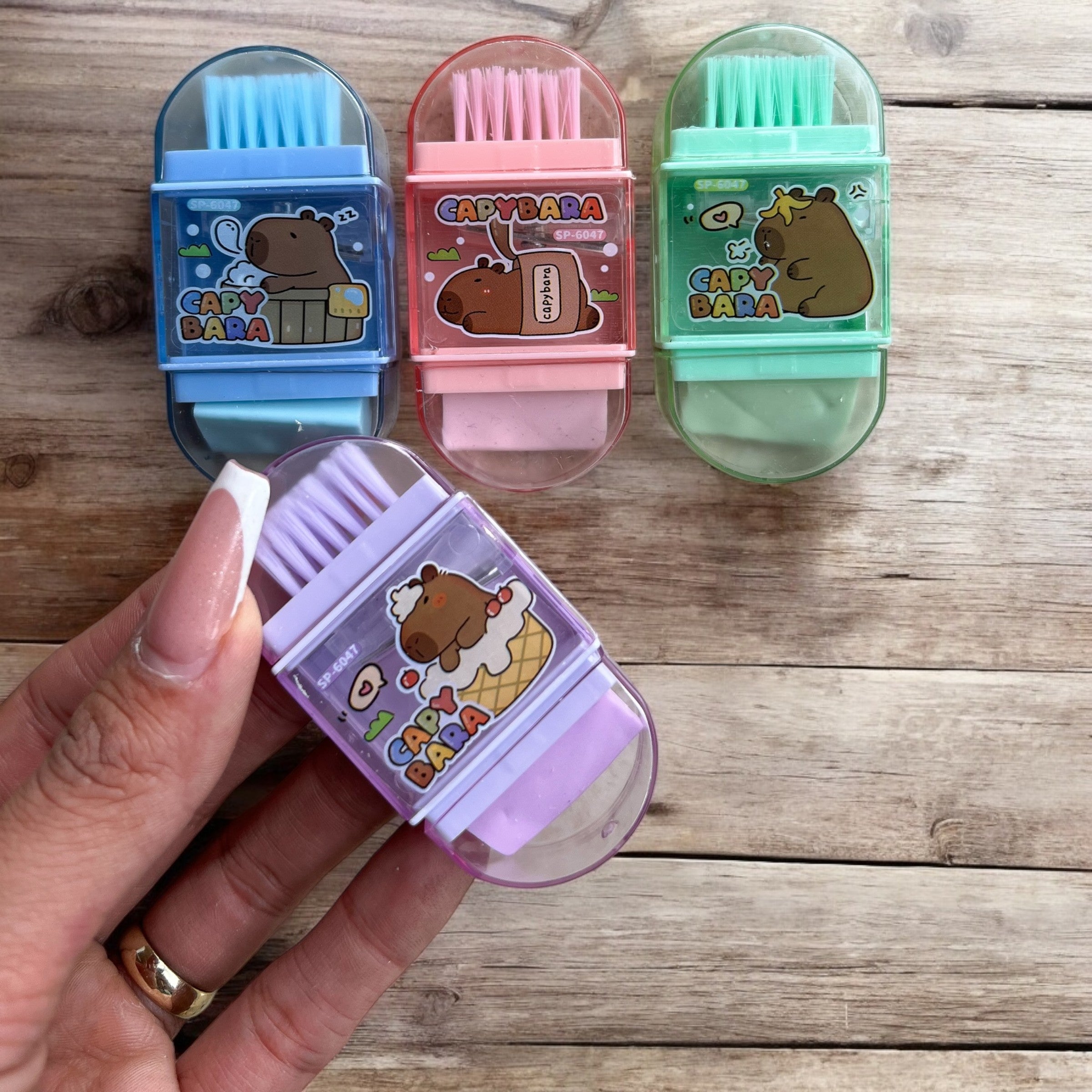 Borrador con Escobilla Capybara