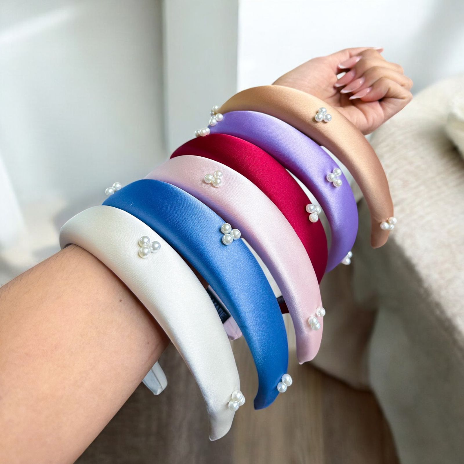 Diadema Satinada con Perlas