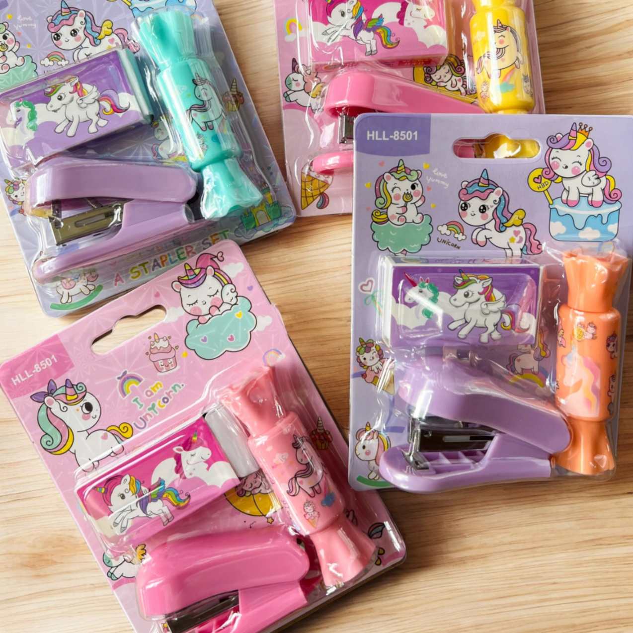 Kit Grapadora, Grapas y Resaltador Unicornio