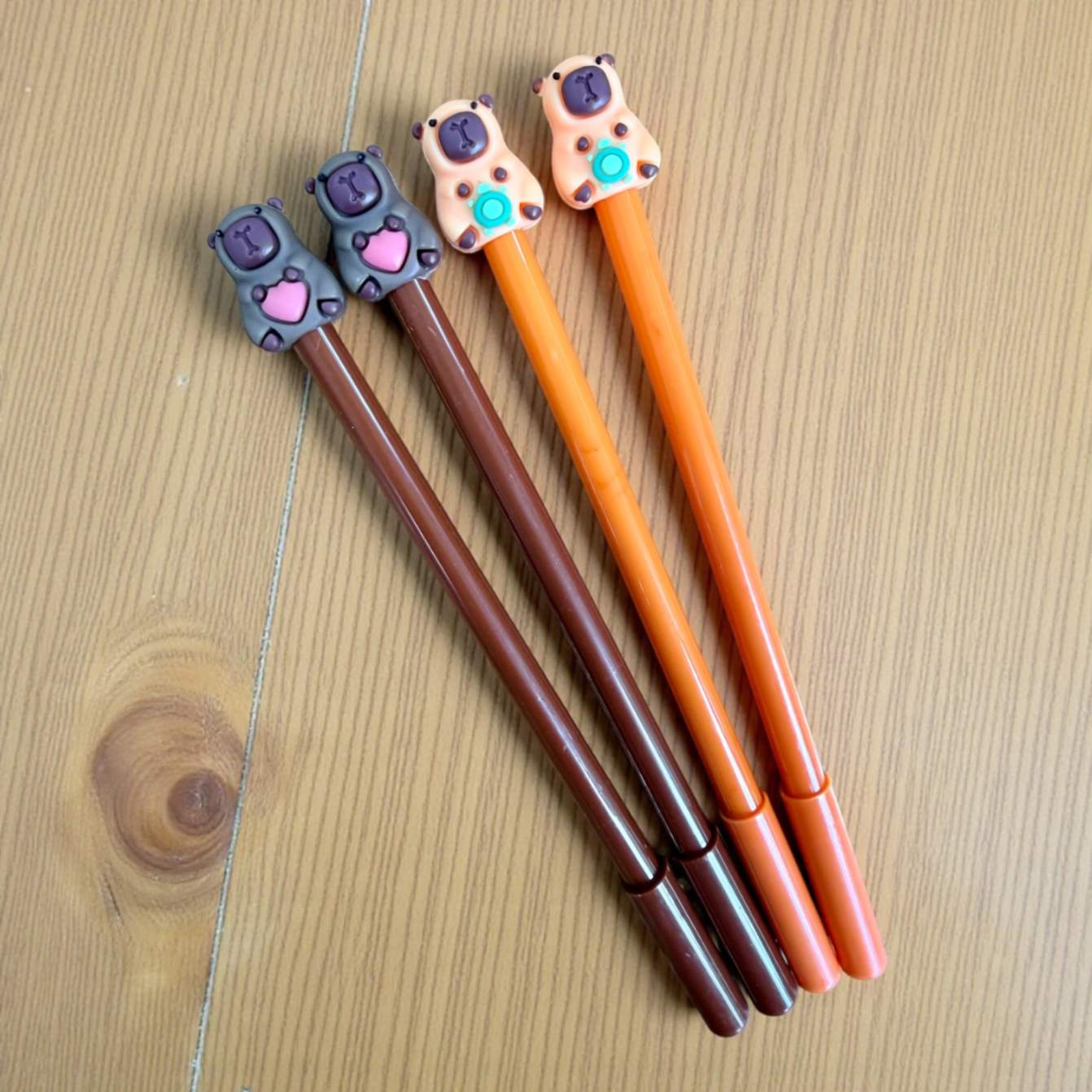 Lapicero Capybara Corazon