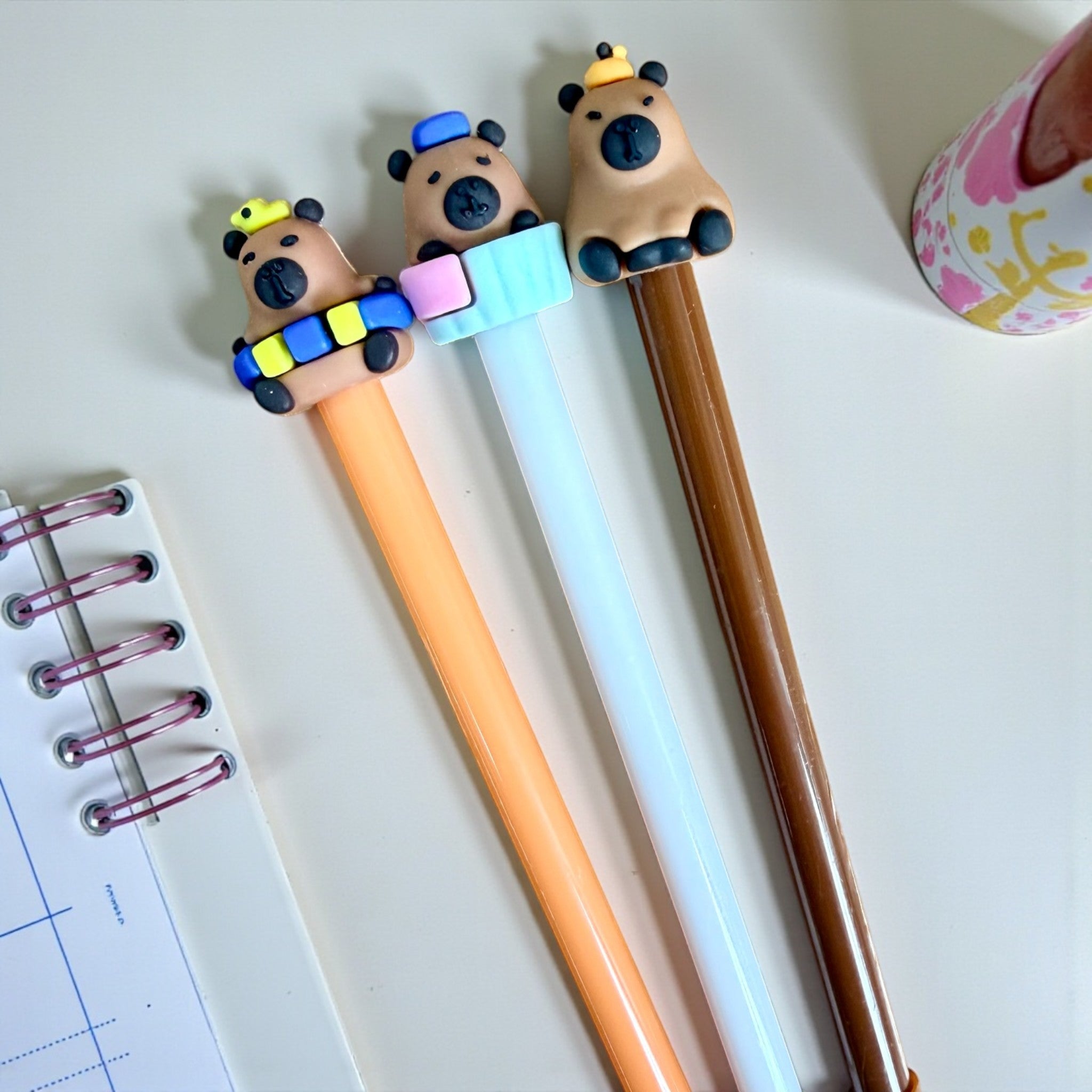 Lapicero Capybara con Sombrero