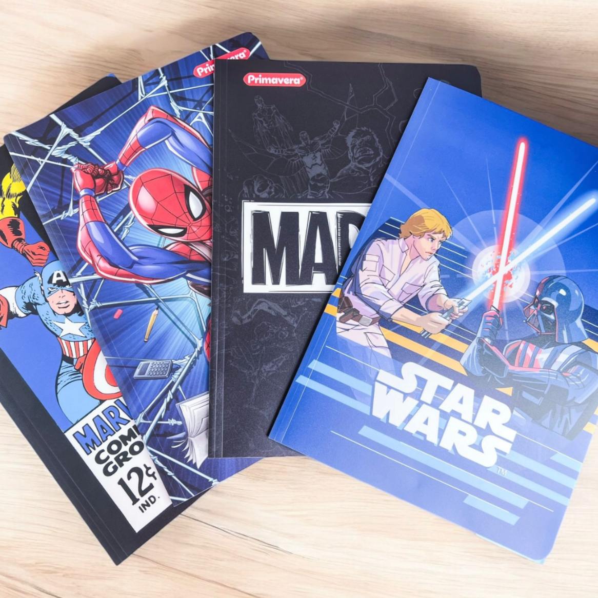 Carpeta Plástica con Liga Niño