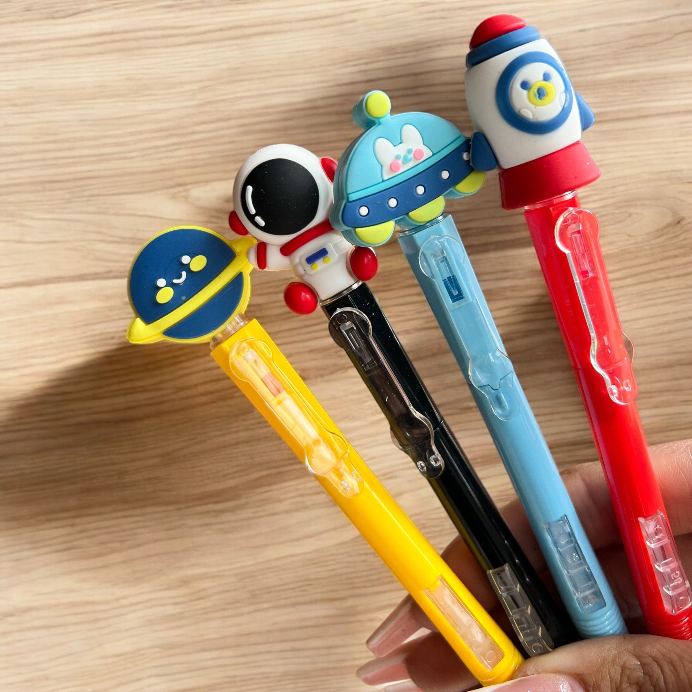 Portaminas Espacial