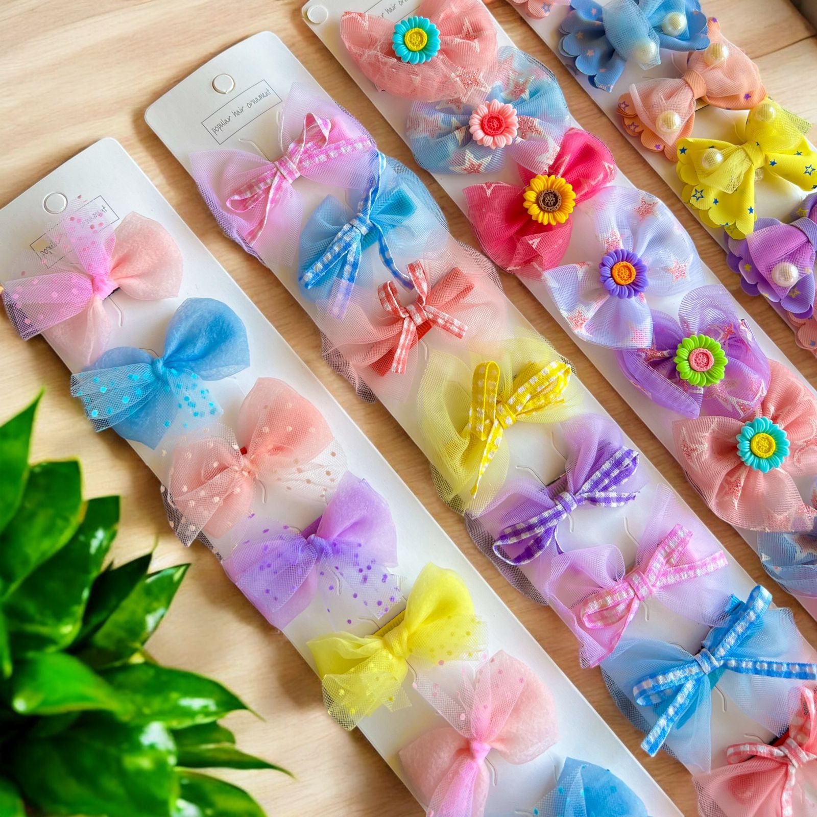 Tira Pinzas de Cabello Decoradas x10