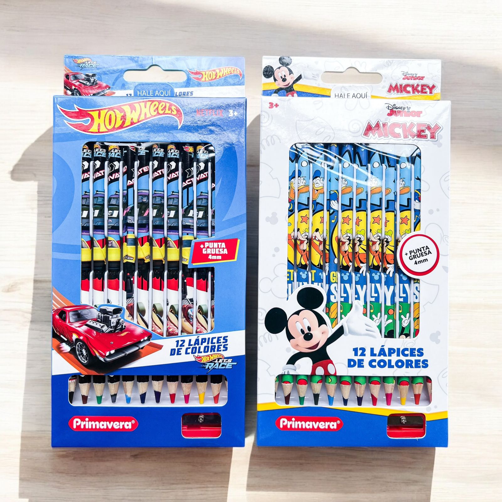 Colores personajes niño x12