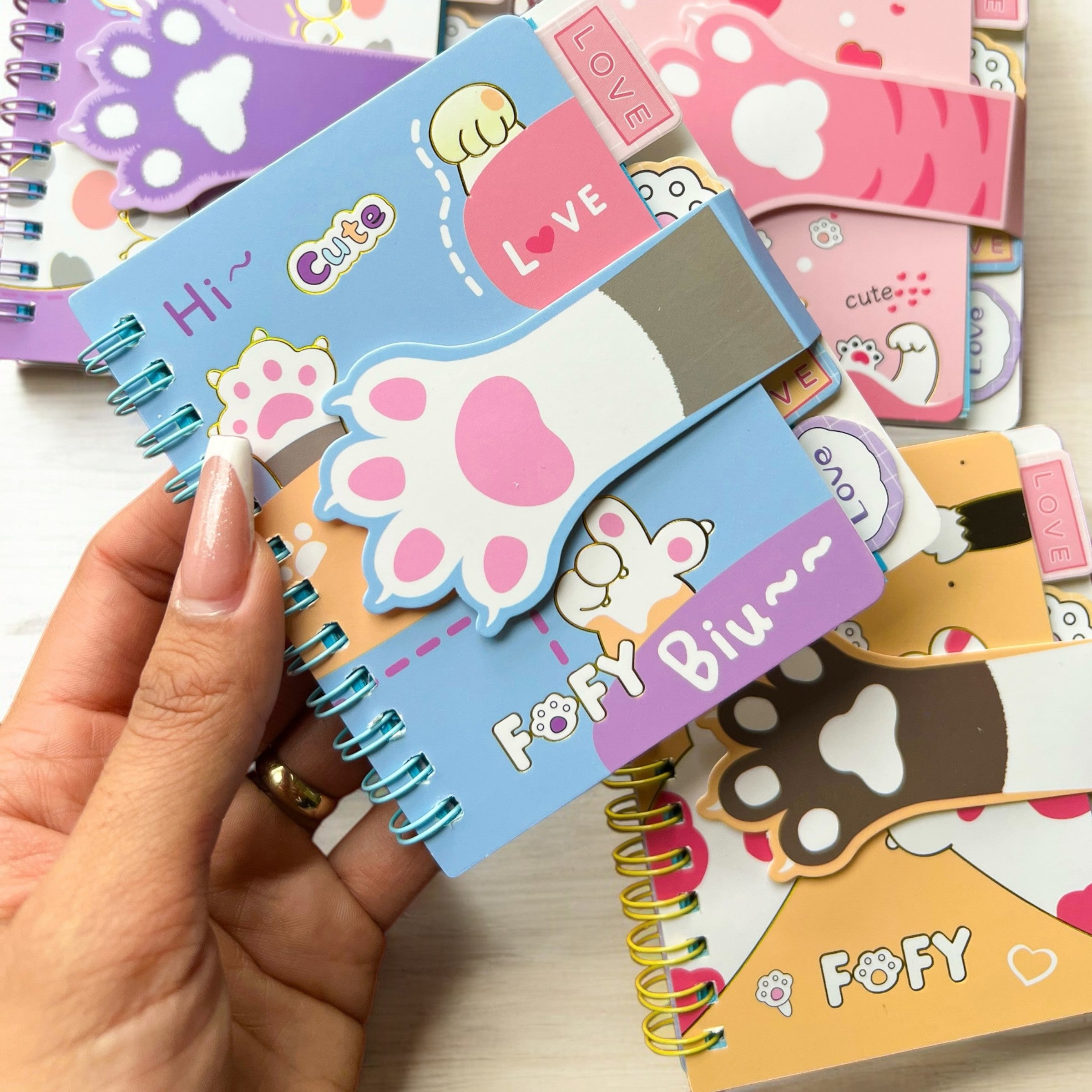 Libreta Huellita con Velcro