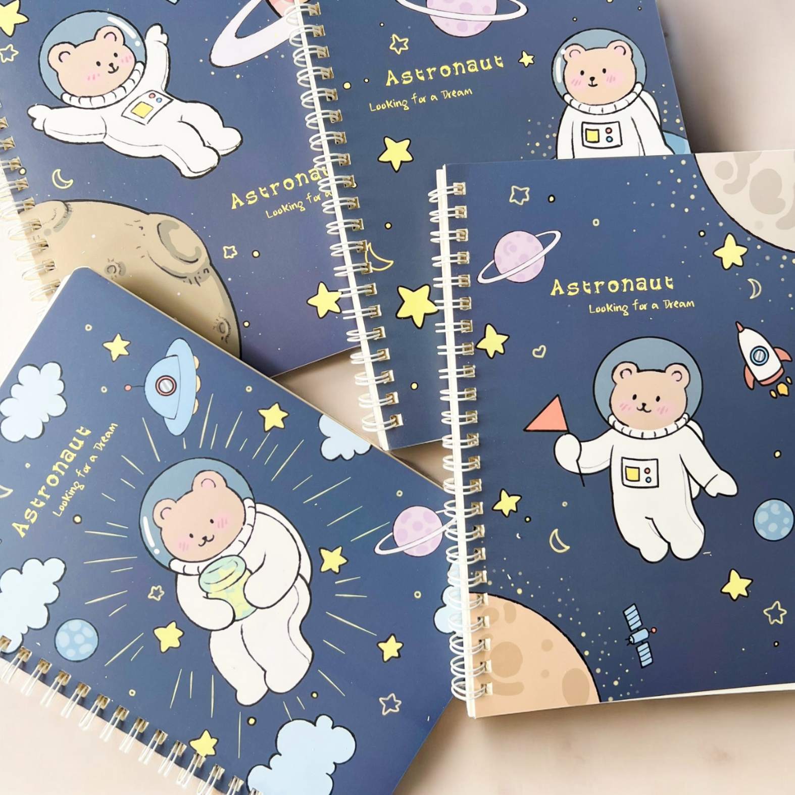 Libreta Osito Espacial